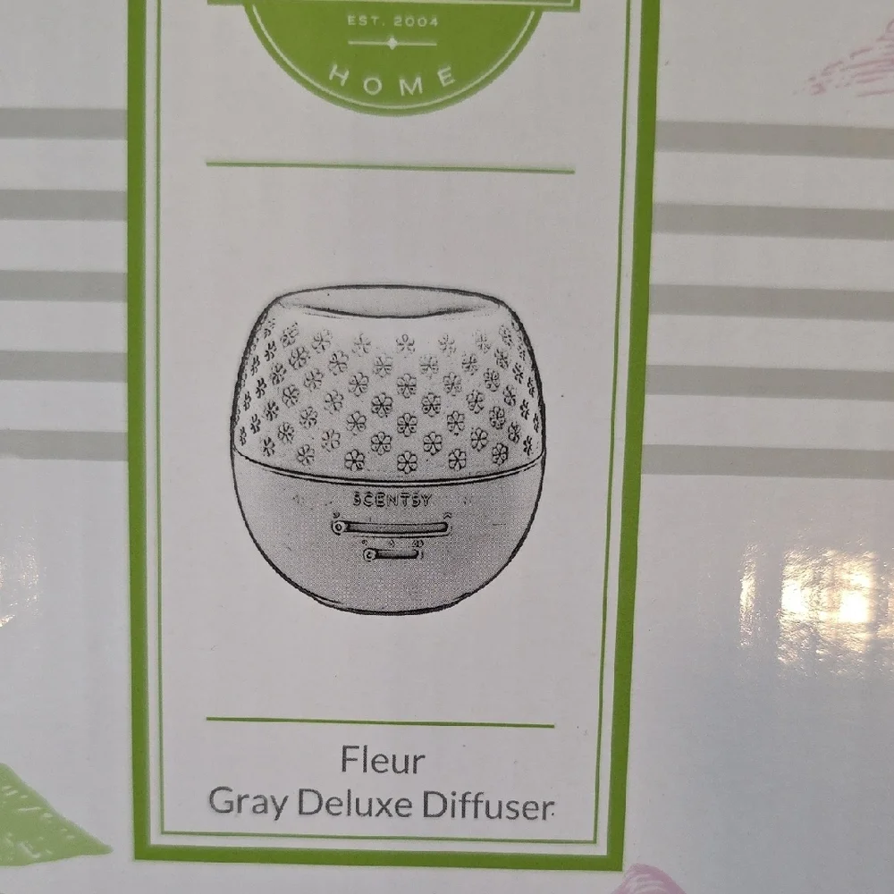 Scentsy Fleur Gray Deluxe Diffuser